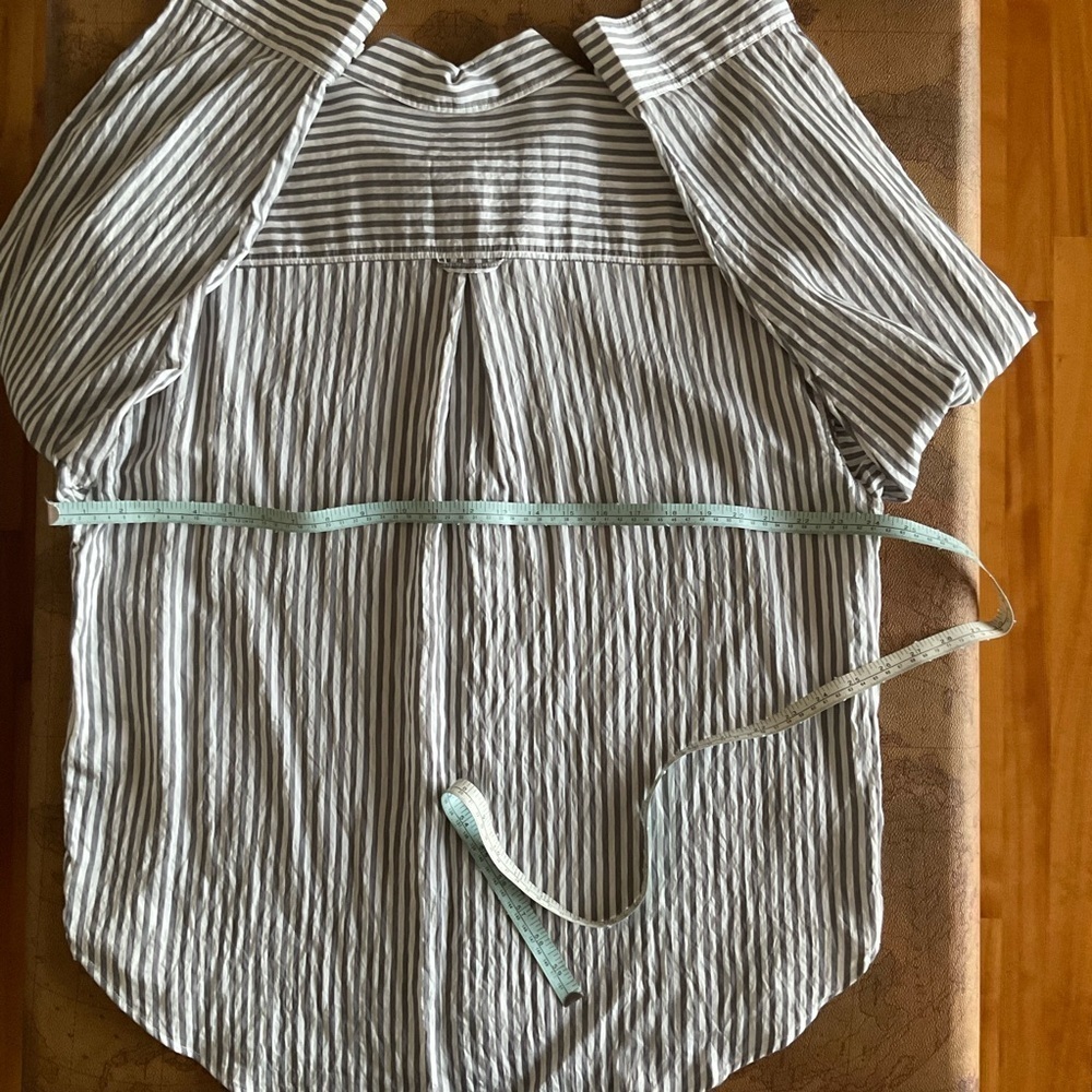 H&M Oversized shirt, grey and white, size M - Picture 6 of 7